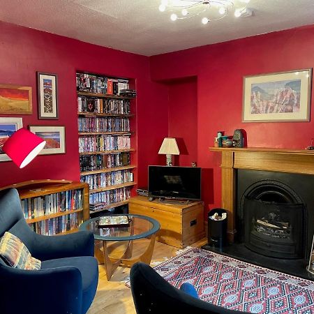 One Bed Cosy Highland Cottage Near Beauly Bagian luar foto