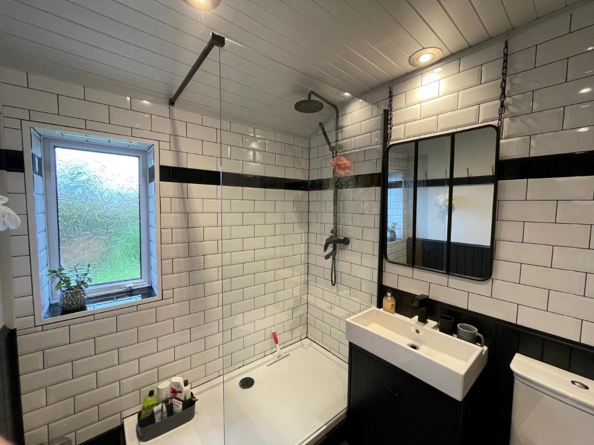 One Bed Cosy Highland Cottage Near Beauly Bagian luar foto